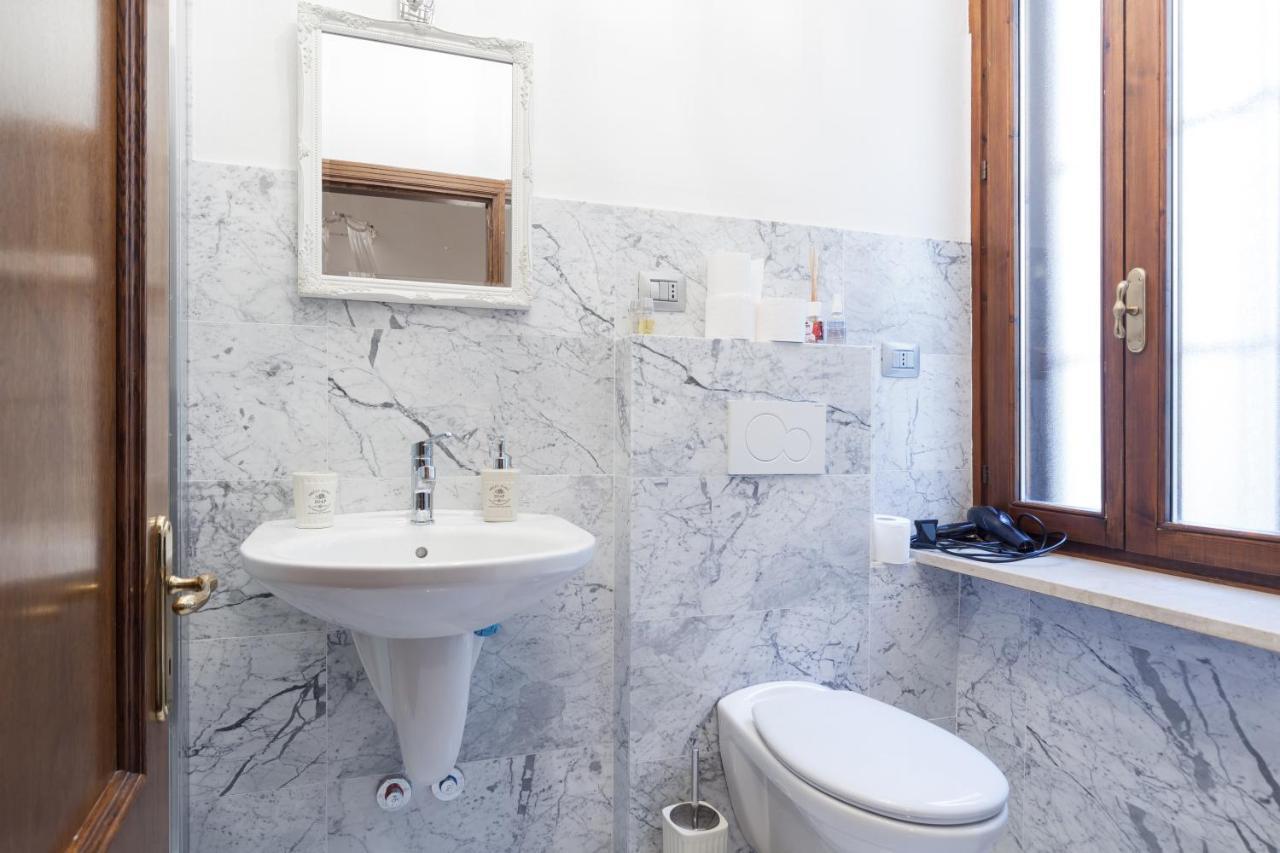 Residenza Principe Amedeo City Center Free Parking Verona Kültér fotó